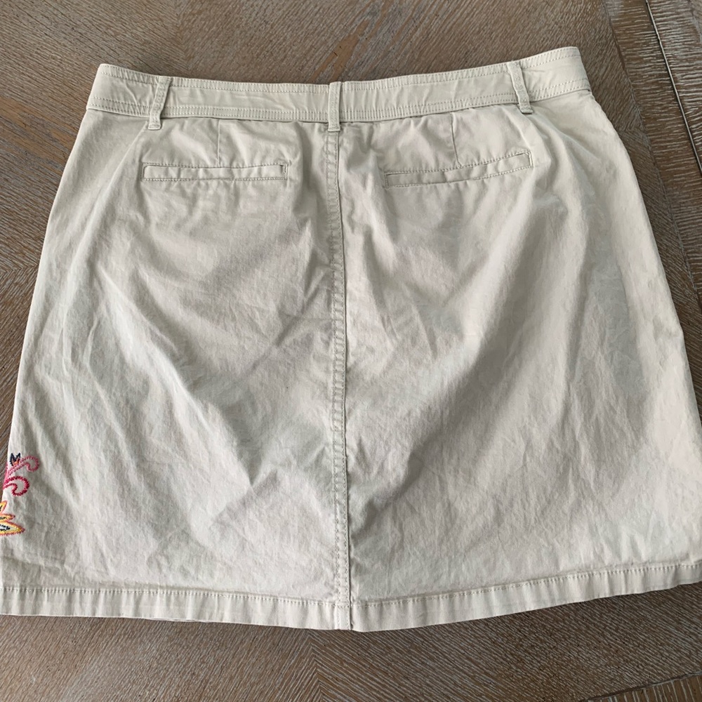 Croft & Barrow Classic Fit Skort Sz 14 Mini Beige Waist 34” Length 18” Pockets - Picture 5 of 6
